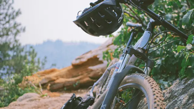 Jay Miller (https://unsplash.com/fr/@therealjaymiller)